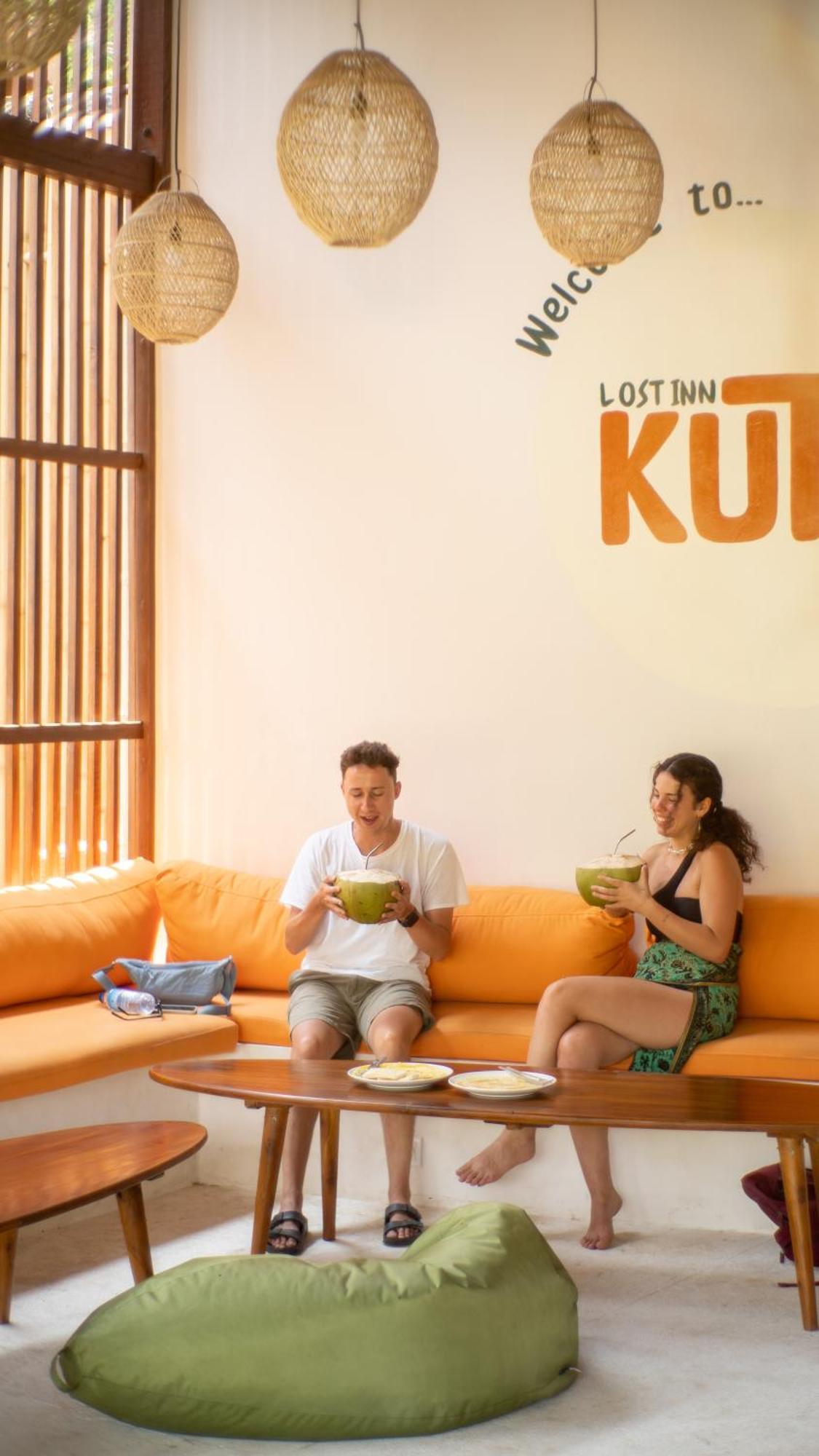 Lost Inn Kuta Capsule Hostel Екстериор снимка
